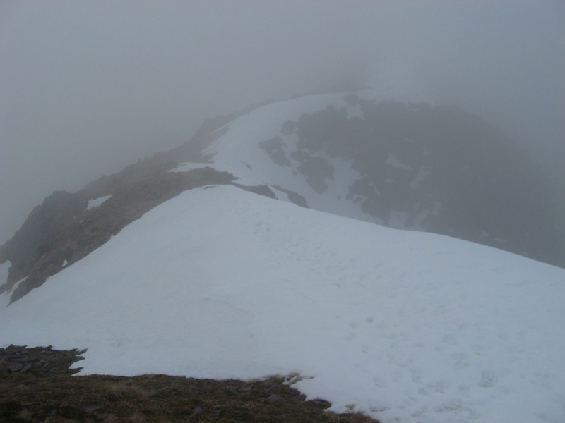 Drochaid an Tuill Easaich on the south ridge of Sgurr nan Conbhairean