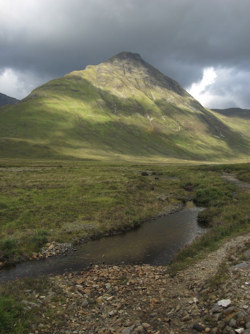 The east face of Belig