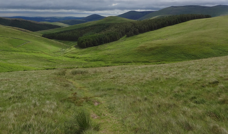 Descending towards Tuppie's Silke